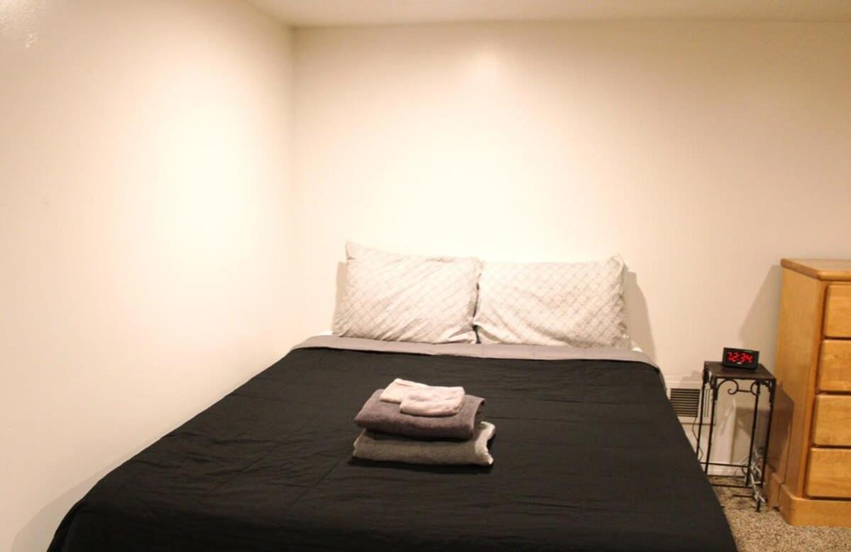 1 Bed Apt - Amazing Location 1 Block To Carson St ピッツバーグ エクステリア 写真