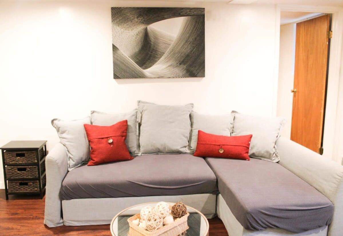 1 Bed Apt - Amazing Location 1 Block To Carson St ピッツバーグ エクステリア 写真